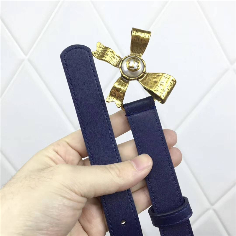 2008114899 Gucci 2017年新款 牛皮 金屬蝴蝶結飾釘 雙G帶扣 女式皮帶 藍色