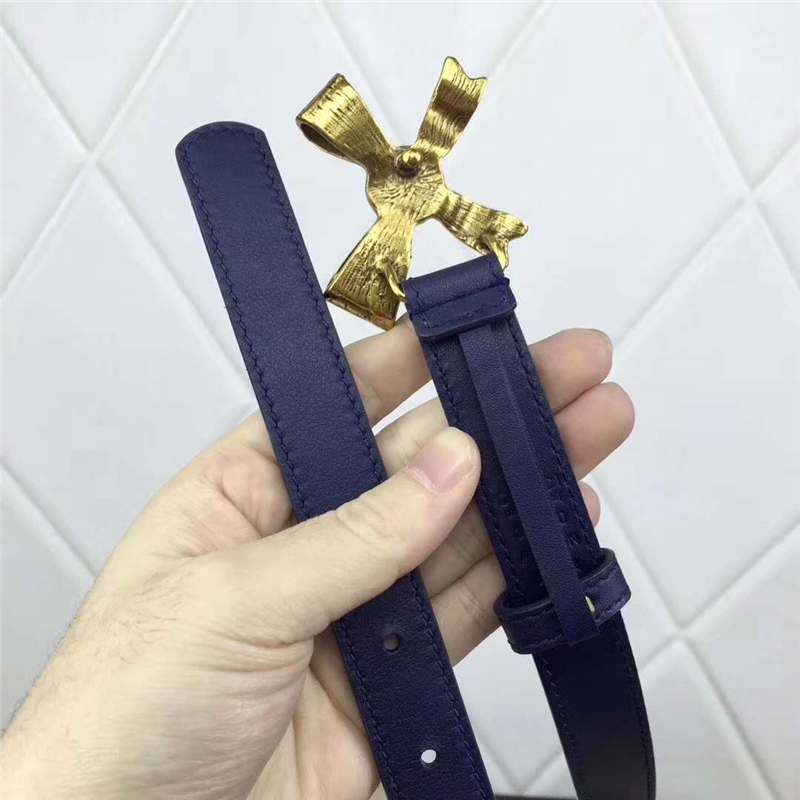 2008114899 Gucci 2017年新款 牛皮 金屬蝴蝶結飾釘 雙G帶扣 女式皮帶 藍色