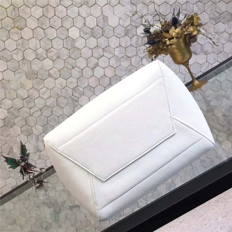 Celine 賽琳 Seau Sangle 小牛皮 寬肩帶 Sangle水桶包 白色