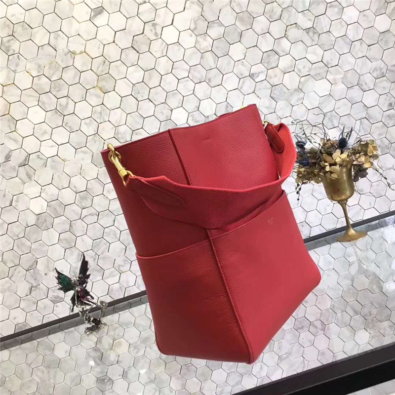 Celine 賽琳 Seau Sangle 小牛皮 寬肩帶 Sangle水桶包 紅色