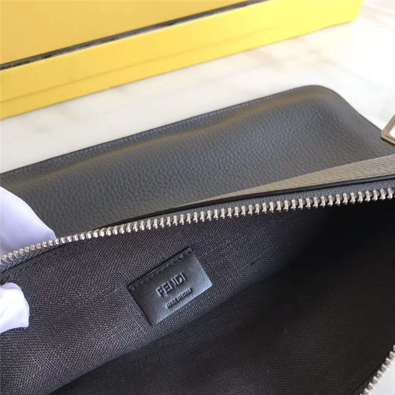 0078 FENDI包包 芬迪手拿包 荔枝紋羅馬纖薄手拿包 黑色