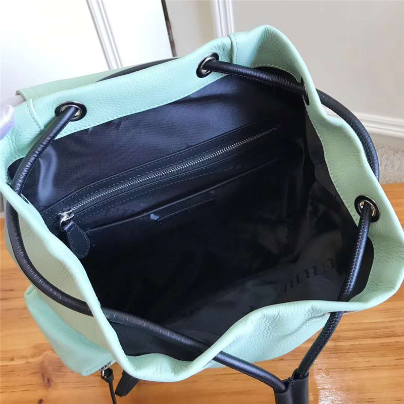 巴寶莉 The Rucksack 功能性 全皮 軍旅背包 薄荷綠