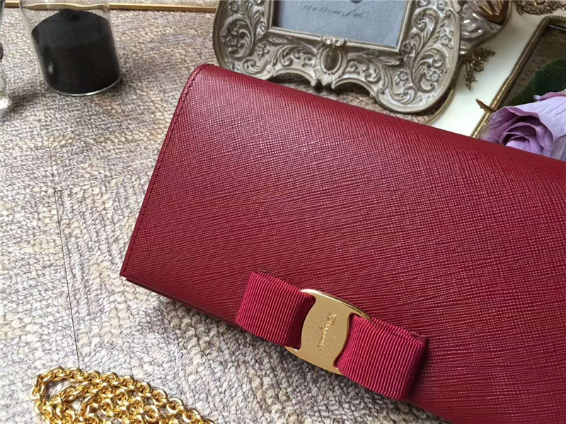 22B875 Ferragamo 菲拉格慕 淡金色Vara蝴蝶結 多功能小包 棗紅