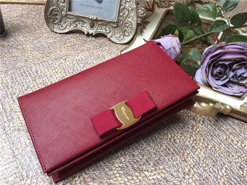 22B875 Ferragamo 菲拉格慕 淡金色Vara蝴蝶結 多功能小包 棗紅