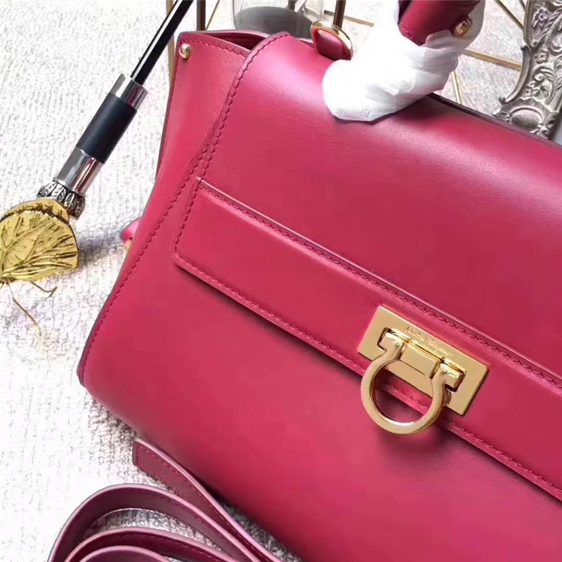 21F606 Ferragamo 菲拉格慕 大號Sofia包 金色鎖扣 手提肩包 酒紅色