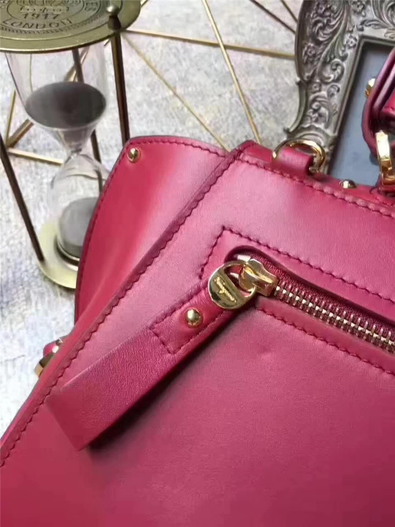 21F606 Ferragamo 菲拉格慕 大號Sofia包 金色鎖扣 手提肩包 酒紅色