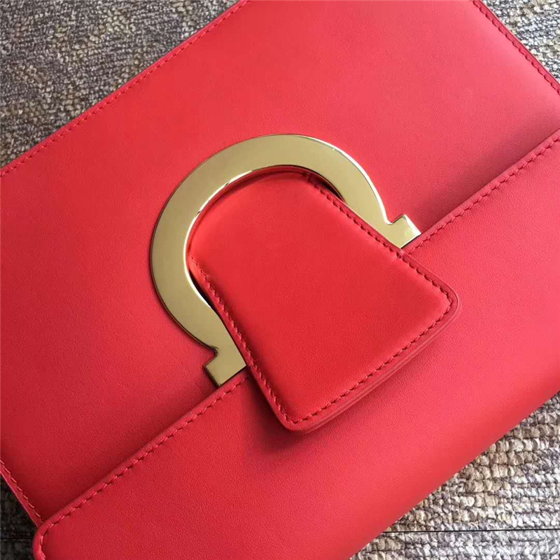 21G671 Ferragamo 菲拉格慕 半環搭扣 小牛皮 大號翻蓋 鏈條包 紅色