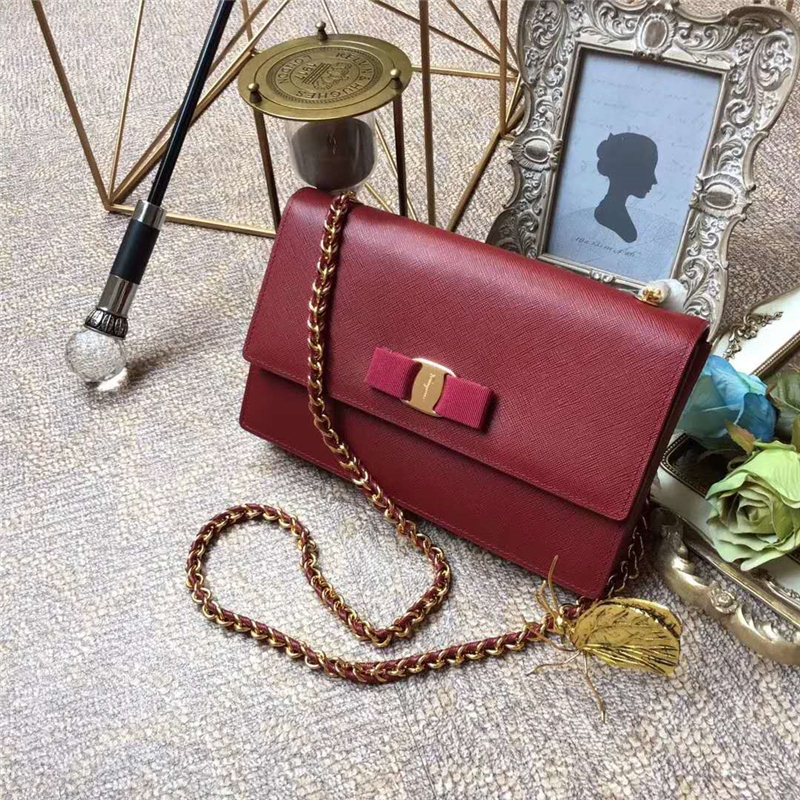 21F816 Ferragamo 菲拉格慕 大號翻蓋包 原版品牌專用皮