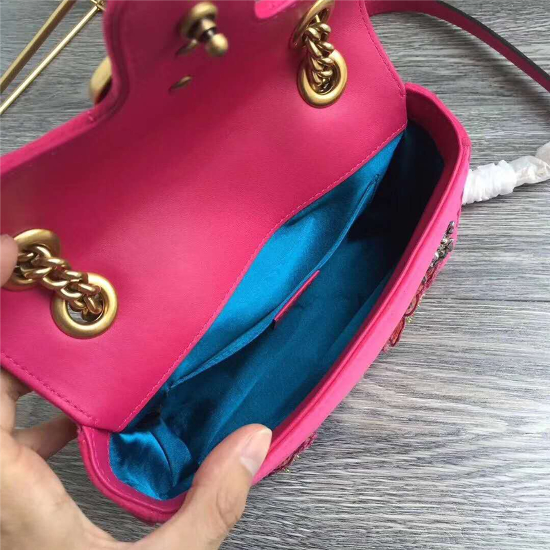 446744 GUCCI GG Marmont系列 刺繡 鴿絨 鏈條肩包 桃紅