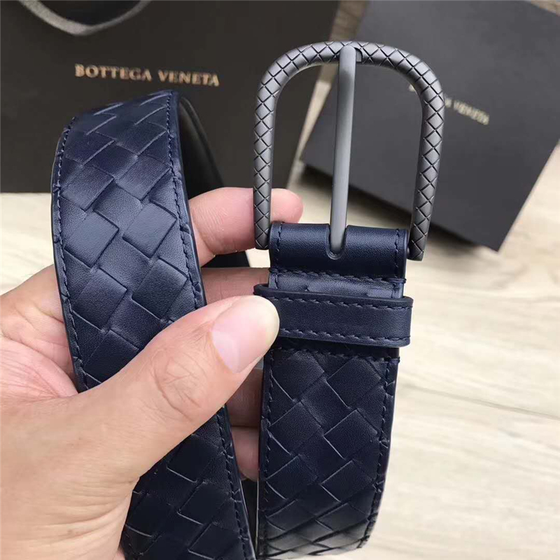 2408934 BV寶緹嘉 2017新款 黑色針扣 手工編織 休閑皮帶 藏藍色