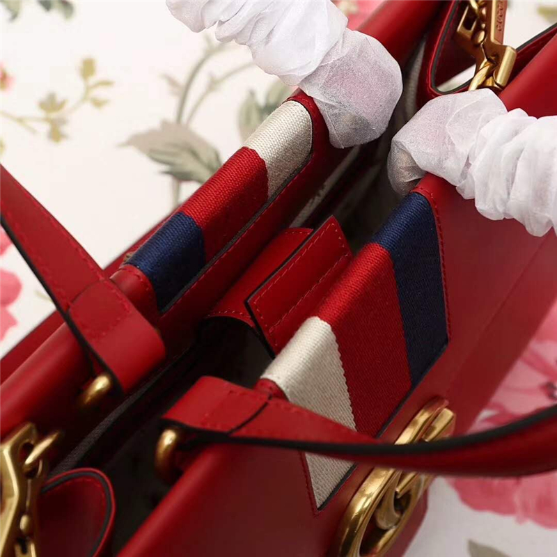 476470 GUCCI 新款 牛皮 GG翻蓋單肩包 紅色