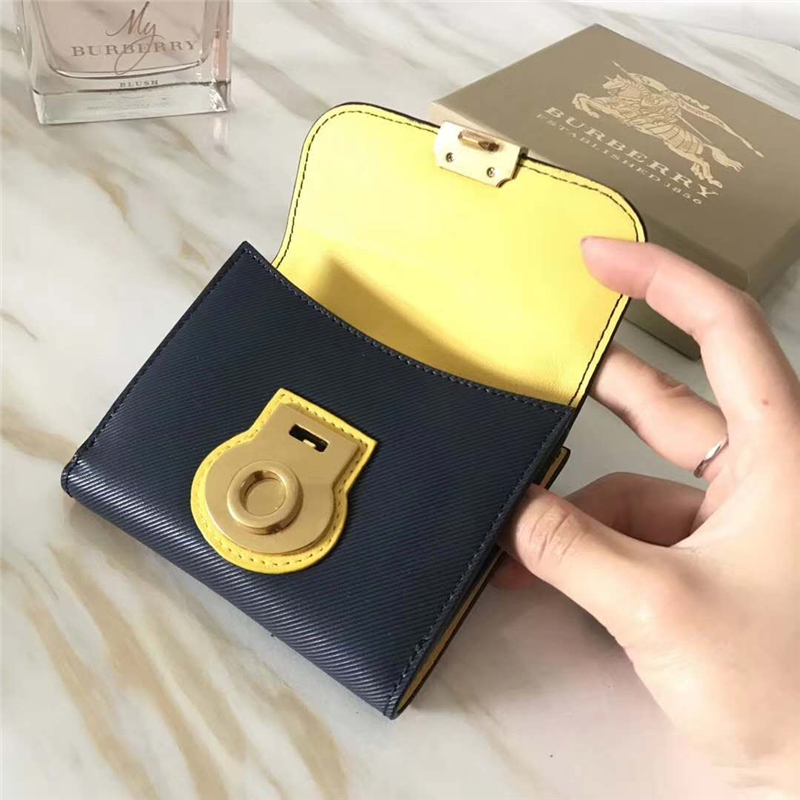 40554703 巴寶莉 DK88系列 拼色 Trench 皮革 短款錢夾 黑拼黃