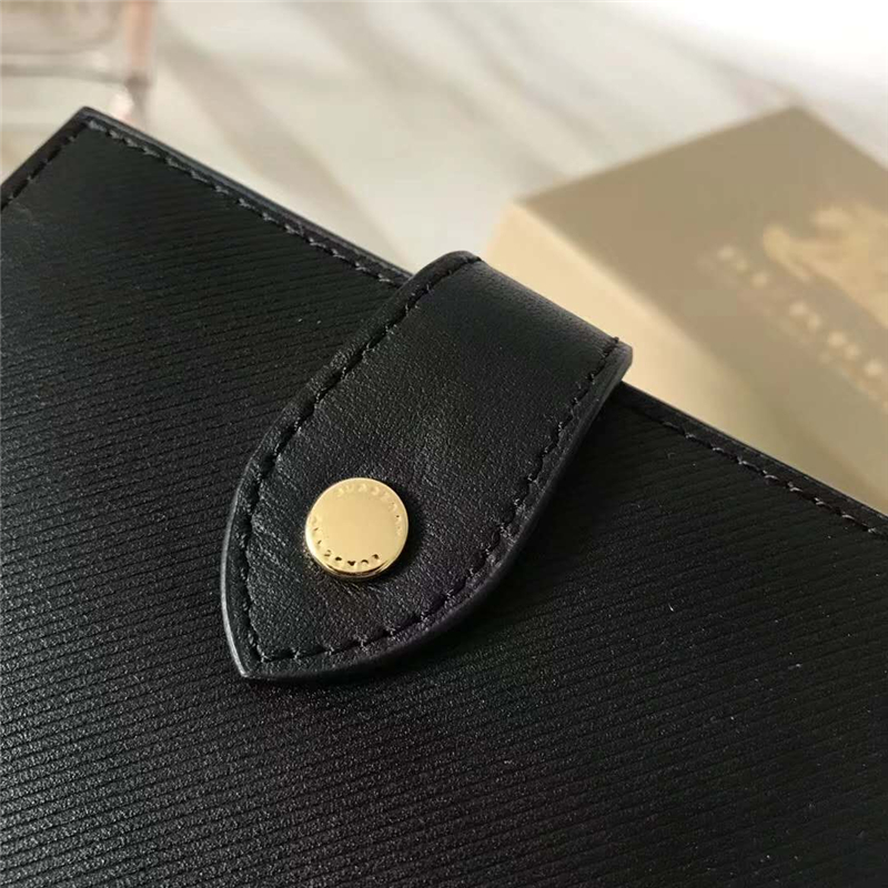 40554702 巴寶莉 DK88系列 拼色 Trench 皮革 短款錢夾 純黑色