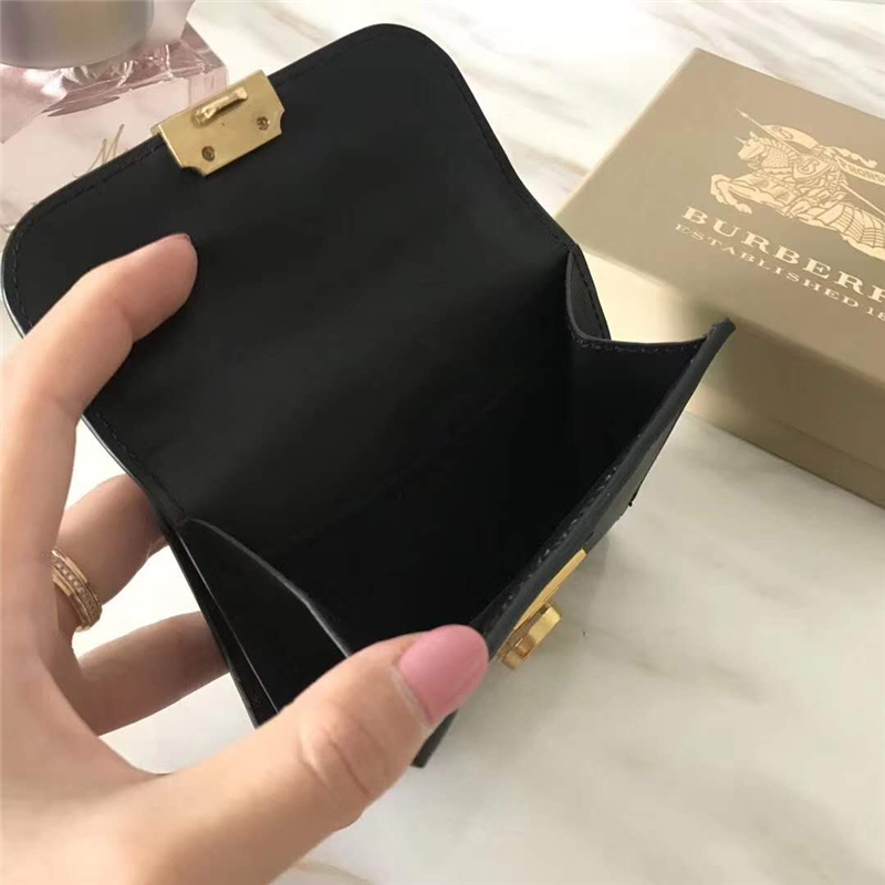 40554702 巴寶莉 DK88系列 拼色 Trench 皮革 短款錢夾 純黑色