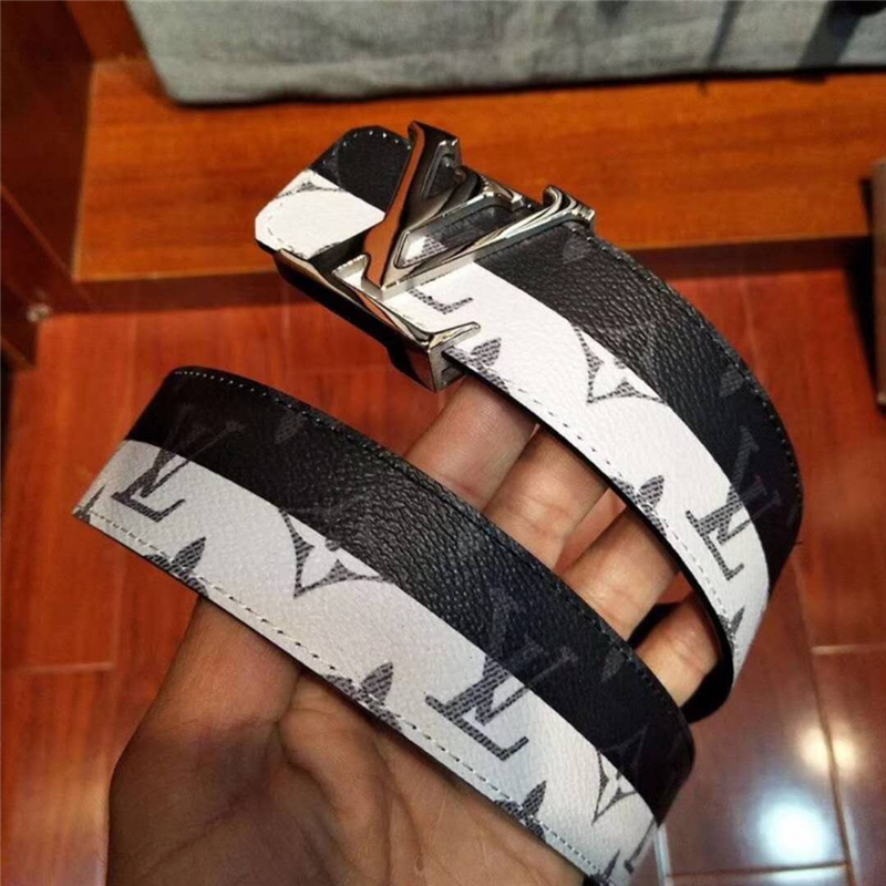 MP034 LV新版 Initiales腰帶 Double Monogram雙色 男士腰帶 白拼黑