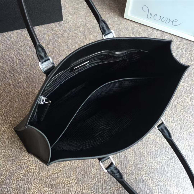 2VG014 Prada普拉達 新款 男士公文包 十字紋豎款手提包 黑色