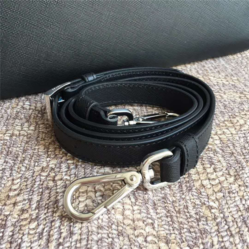 VR0078 Prada普拉達 升級版 男士公文包 十字紋手提包 黑色