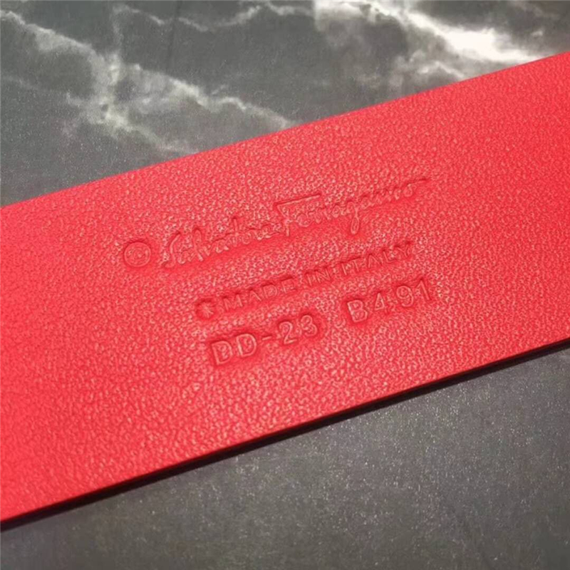 26088787 Ferragamo菲格拉慕 Vara蝴蝶結(jié) 女士腰帶 紅色