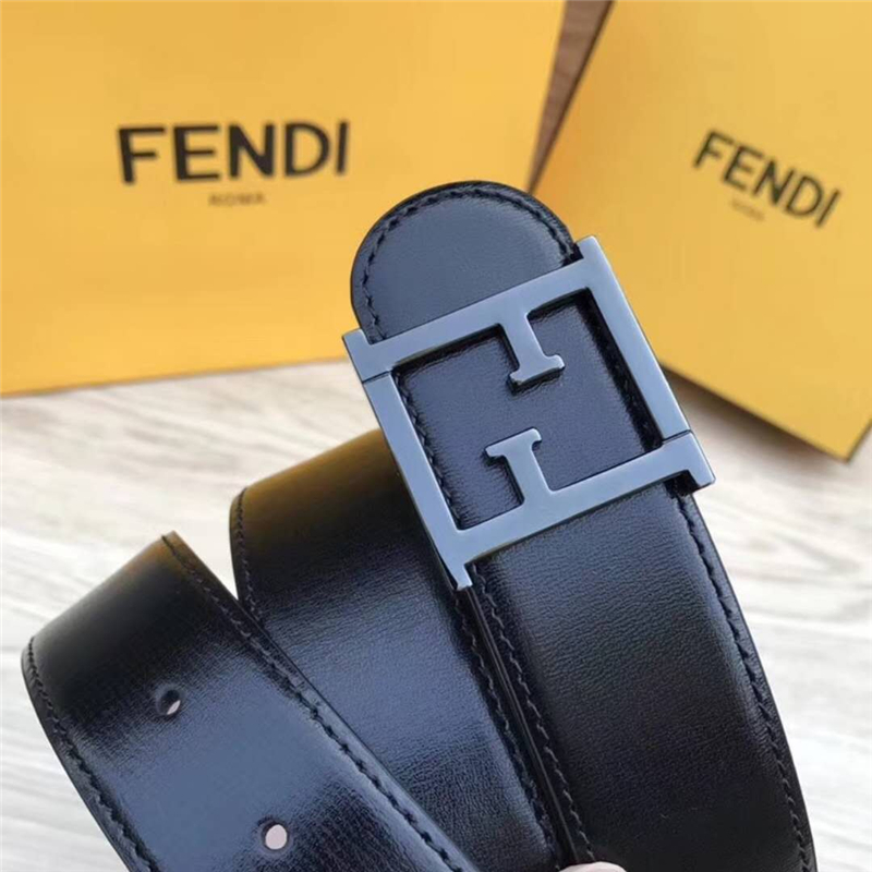 Fendi芬迪 小牛皮 雙F標志 光滑皮 男士腰帶 啞光黑扣