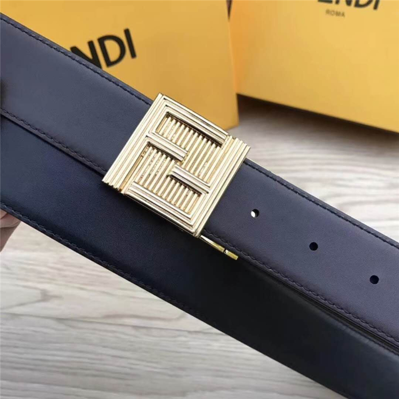 7C0353 Fendi芬迪 小牛皮 雙F標(biāo)志 旋轉(zhuǎn)帶扣 雙面可用 男士腰帶 金扣