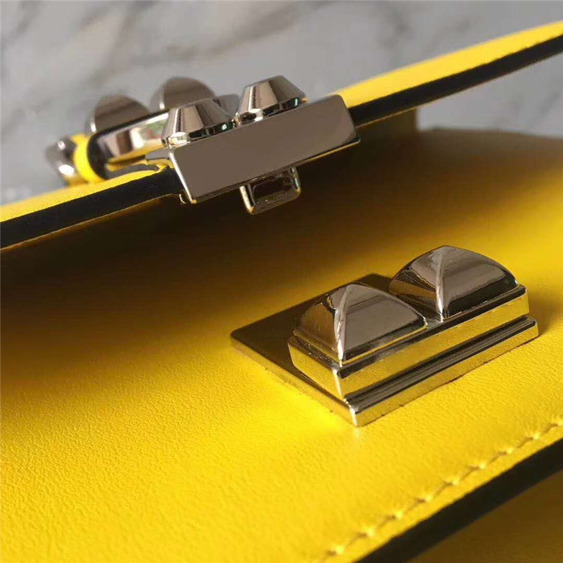 1BD120 Prada普拉達 2018早春最新款 鉚釘裝飾 小牛皮手袋 黃色