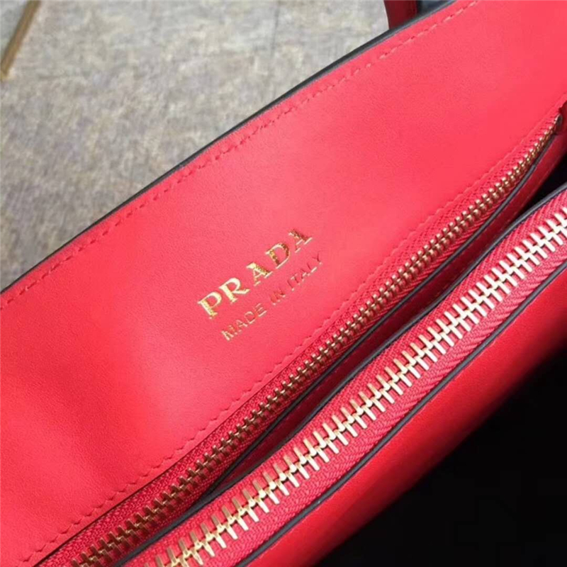 1BA153 Prada普拉達 最新款 粗十字牛皮 女士手提包 紅色