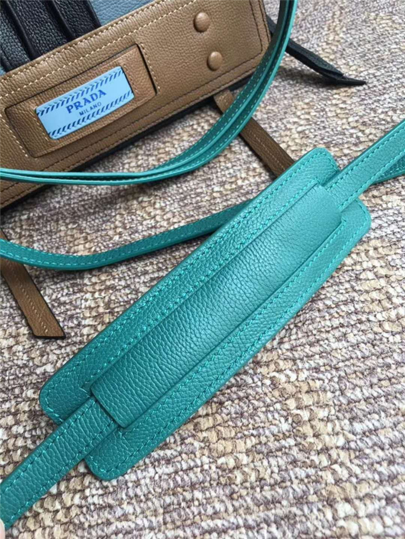1BD093 Prada普拉達 Etiquette手袋 小牛皮 拼色手工 肩背包 肉桂色配孔雀藍