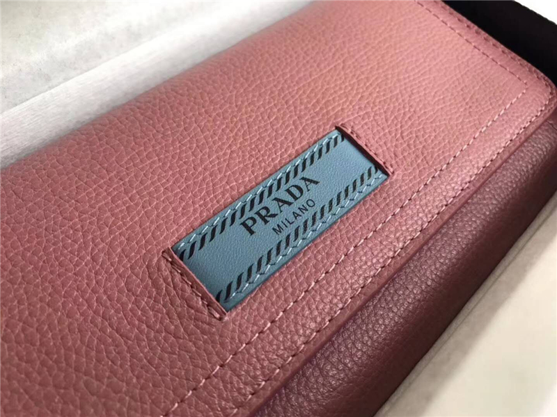 PIMH132 Prada普拉達 進口小牛皮 撞色 長款錢夾 粉配藍