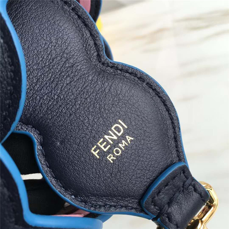 813 Fendi芬迪 超美包帶 圓形椎體鉚釘 炫彩長肩帶 黑色