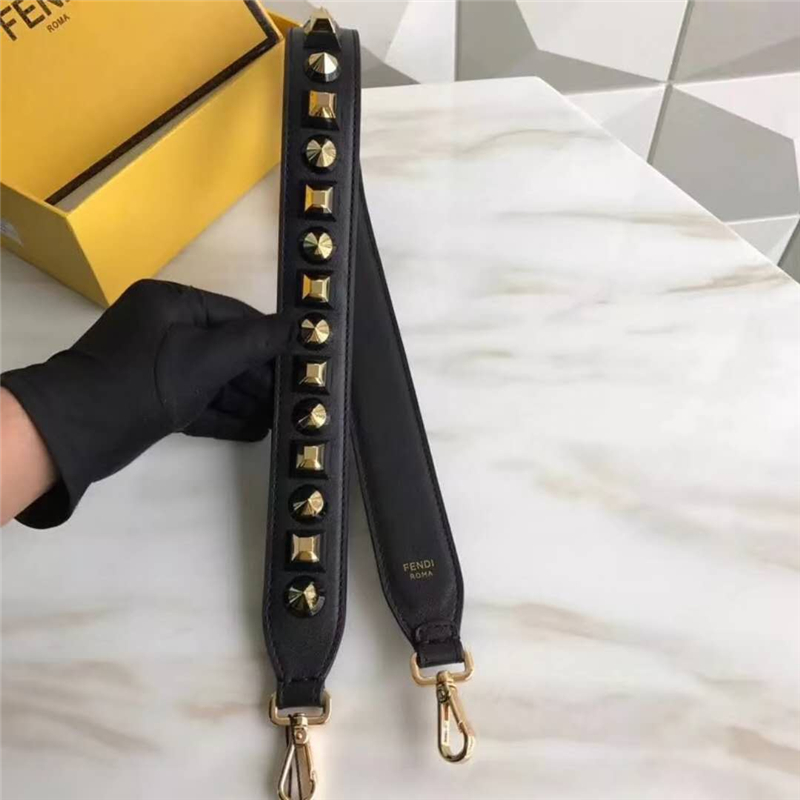 816 Fendi芬迪 超美包帶 金字塔形鉚釘 炫彩長肩帶 黑色
