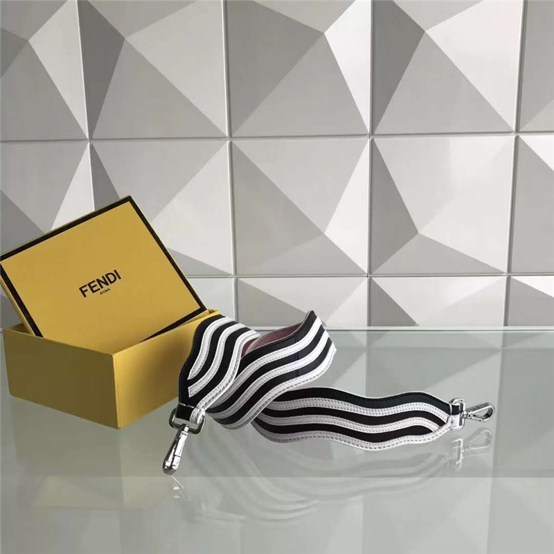 812 Fendi芬迪 超美包帶 拼色波浪條紋 炫彩長(zhǎng)肩帶 黑配白