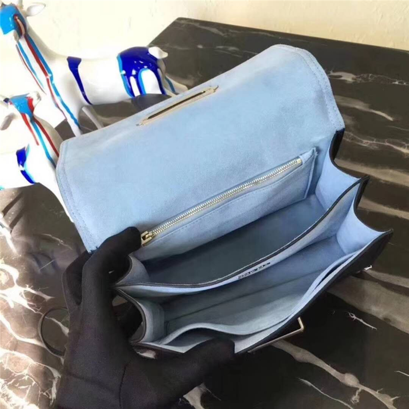 1BD095 Prada普拉達 進口小牛皮 單肩斜跨包 藏藍色