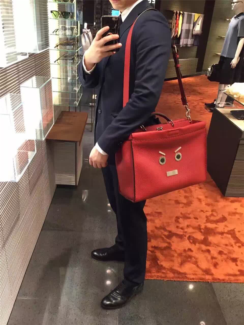 3516 Fendi芬迪 PEEKABOO 羅馬手提包 浮雕表情 芬迪公文包 紅色