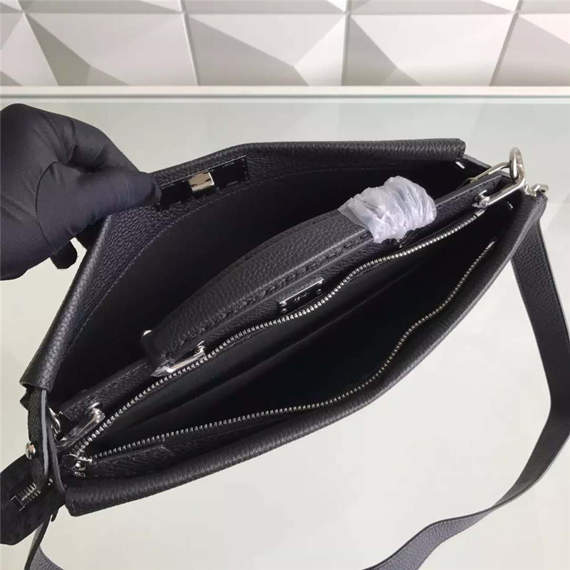 1516 Fendi PEEKABOO FIT羅馬皮 全手工縫制 男士手提包 黑色