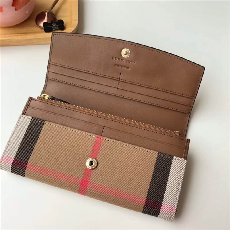 39753291 Burberry巴寶莉 Banner手袋系列 House格紋 拼皮長款錢夾 棕褐色