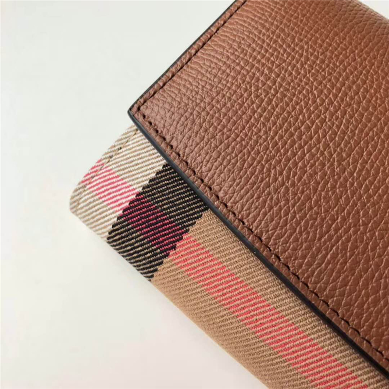 39753291 Burberry巴寶莉 Banner手袋系列 House格紋 拼皮長款錢夾 棕褐色