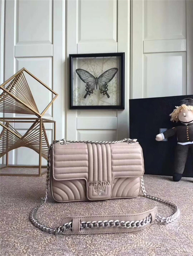 1BD108 Prada 普拉達 專柜同步 進口納帕牛皮 提花純棉里布