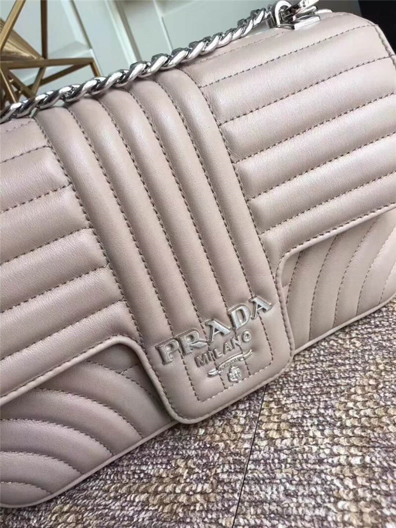 1BD108 Prada 普拉達 專柜同步 進口納帕牛皮 提花純棉里布