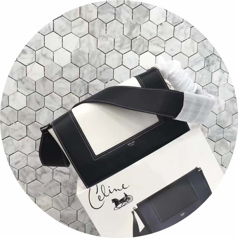 Celine 賽琳 Frame 新款 亮澤光滑小牛皮 拼色單肩包 黑配白
