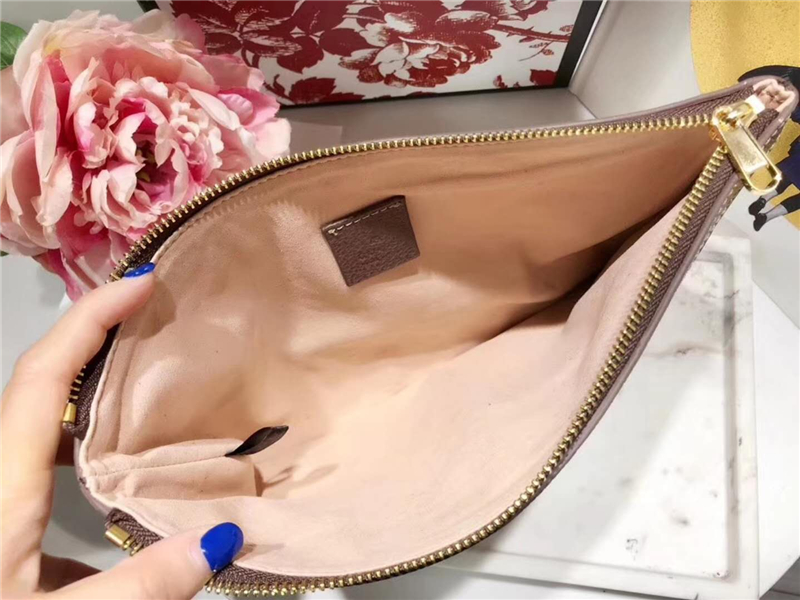 517551 Gucci Ophidia系列 GG圖案 復古風 纖薄手拿包 烏木色