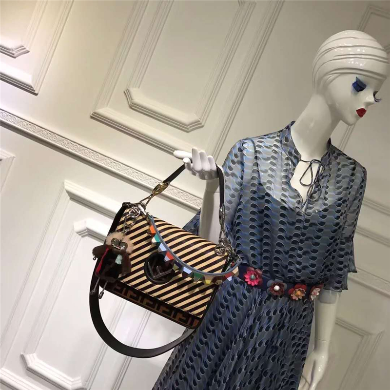 2819 FENDI芬迪 KANI手袋 雙色馬毛拼接 翻蓋手袋 啡拼黑