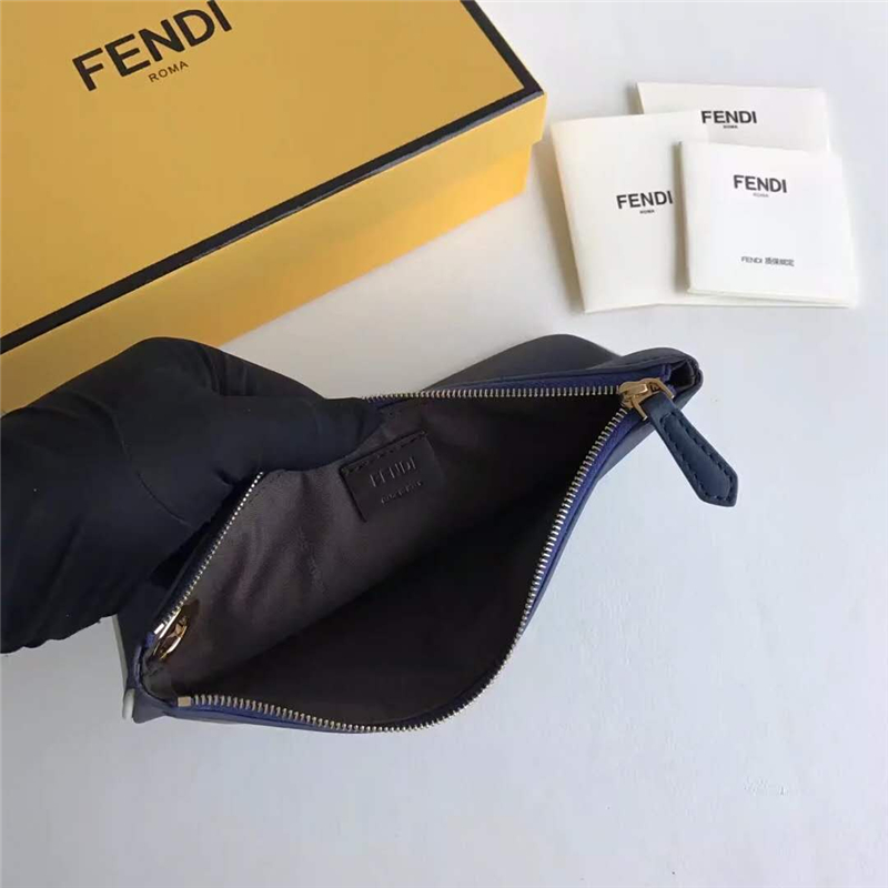 001 FENDI芬迪 F IS FEND 三套索環 小牛皮 手拿包 寶藍色
