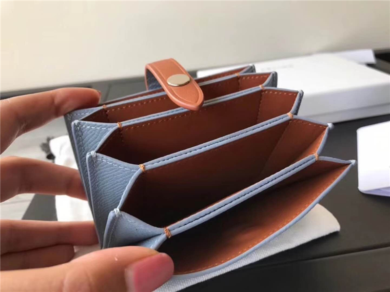 104323 Celine賽琳 Strap 粒面拼亮澤小牛皮 風琴褶 卡包 灰配棕