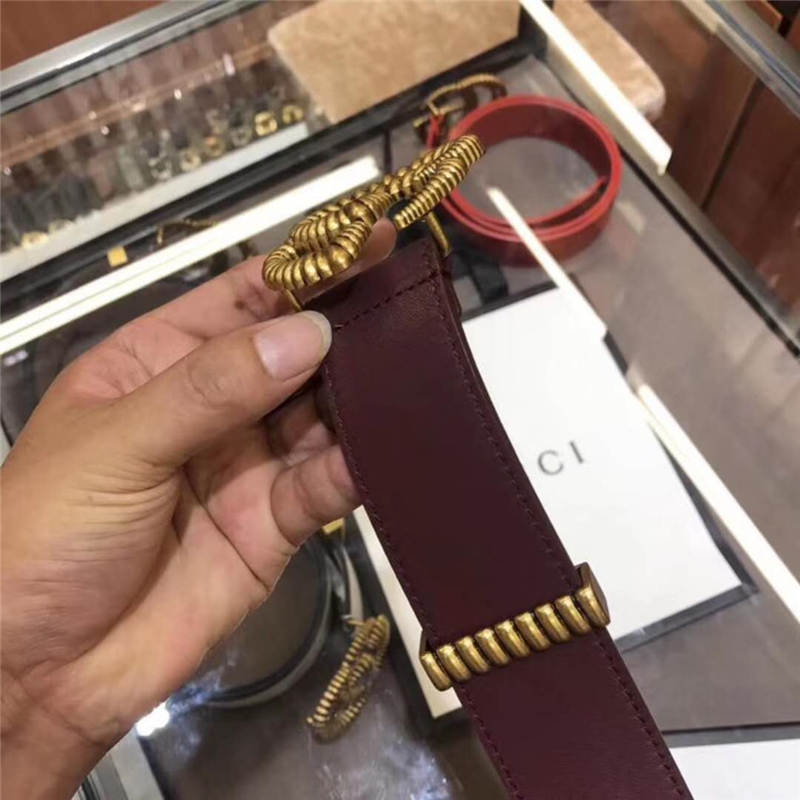 Gucci 2018年新款 平紋原廠牛皮 GG互扣式 雙G帶扣 男女皮帶