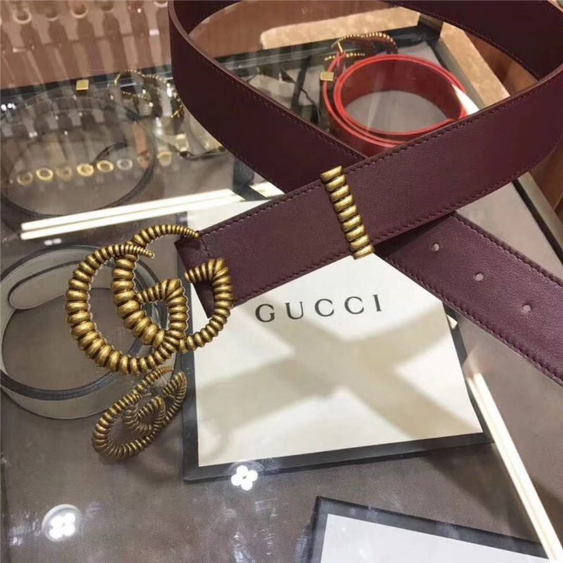 Gucci 2018年新款 平紋原廠牛皮 GG互扣式 雙G帶扣 男女皮帶