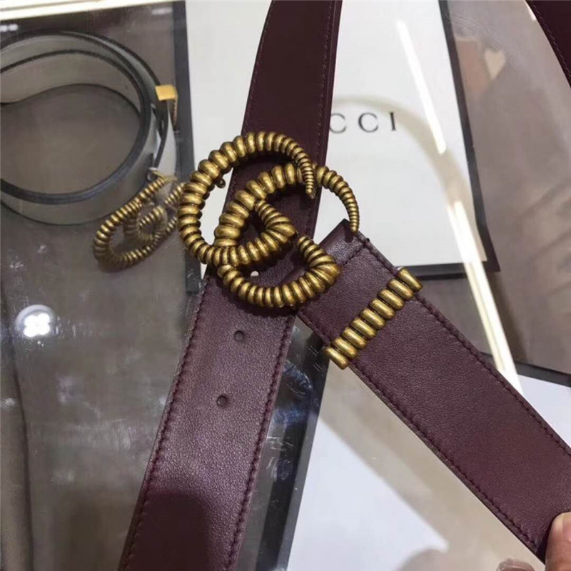 Gucci 2018年新款 平紋原廠牛皮 GG互扣式 雙G帶扣 男女皮帶