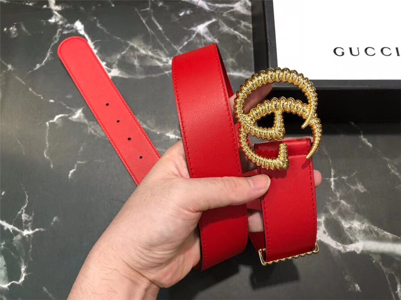 Gucci 2018年新款 平紋原廠牛皮 GG互扣式 雙G帶扣 男女皮帶