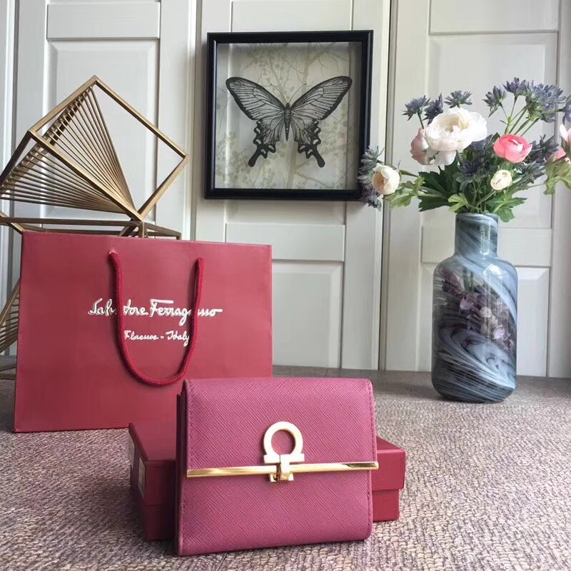 224639 Ferragamo菲拉格慕 Gancio馬蹄扣 翻蓋法式錢包