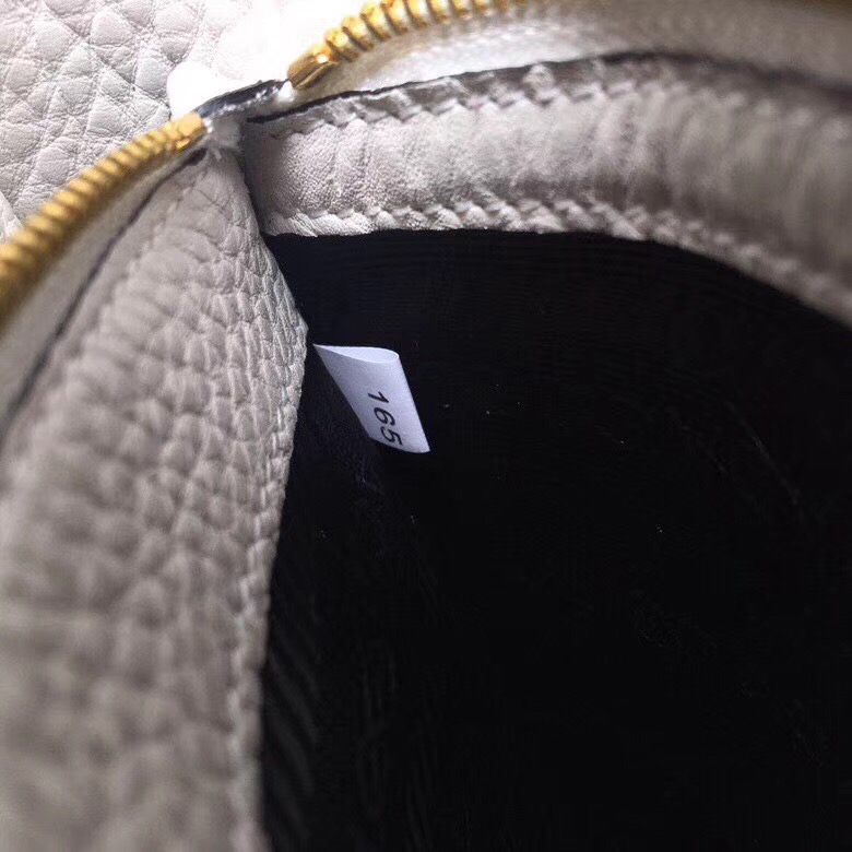 BN2002 最新款Prada手提包 普拉達(dá)休閑包 時尚女士防水尼龍帆布女包 Prada斜