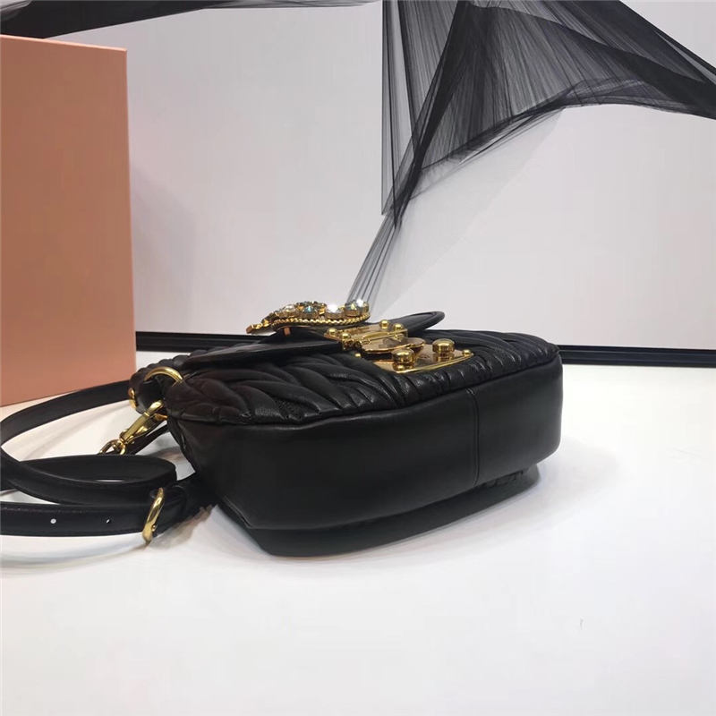 5BH111 MIUMIU專柜新品 小羊皮 小號 仿水晶裝飾帶扣 手提單肩包 黑色